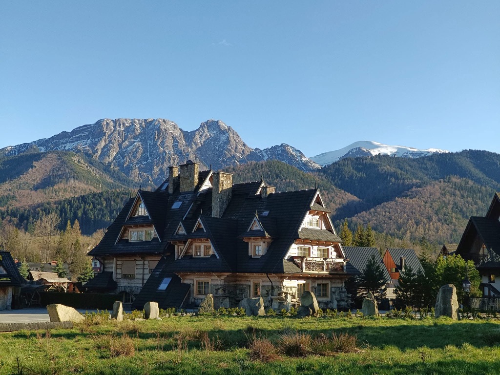 Pensjonat na tle Giewontu
